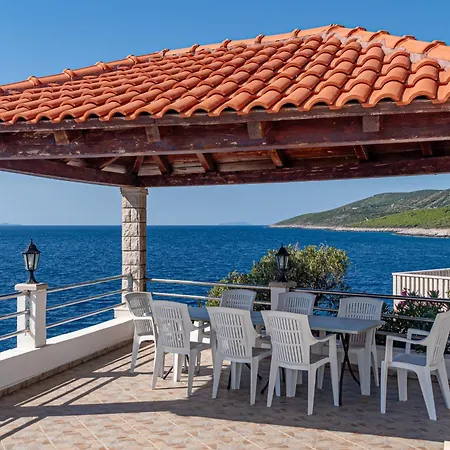 183e * Завалатица