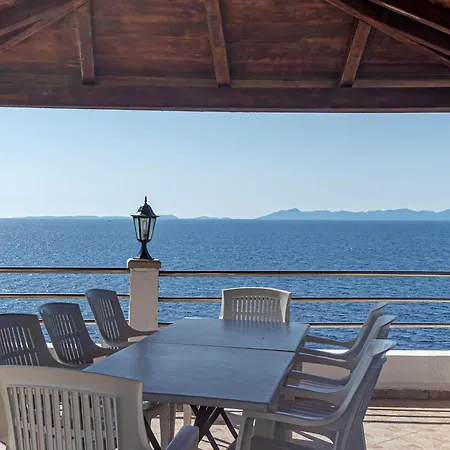 183e Завалатица